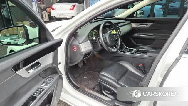 Jaguar XF (X260) id 3911951 из Кореи 7