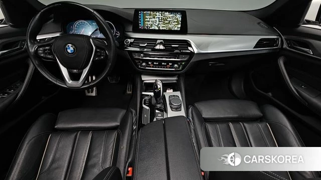 BMW 5 Series (G30) id 4417123 из Кореи 31