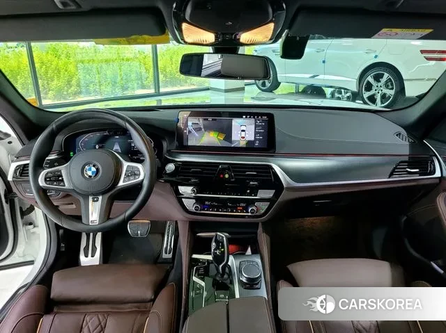 BMW 5 Series (G30) id 2915243 из Кореи 17