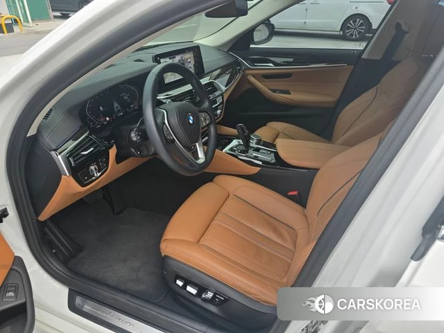 BMW 5 Series (G30) id 3858825 из Кореи 12