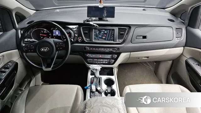 Kia The New Carnival id 3621998 из Кореи 17