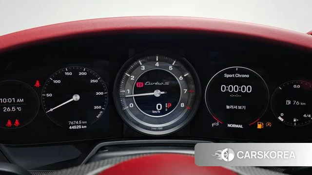 Porsche 911(992) id 4529252 из Кореи 30