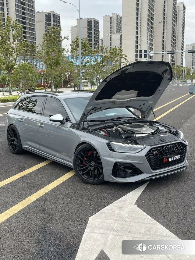 Audi RS 4 id 4241733 из Китая 17