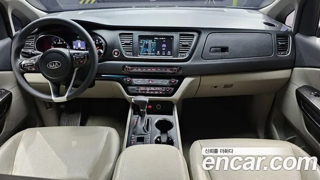 Kia The New Carnival id 2850811 из Кореи 17