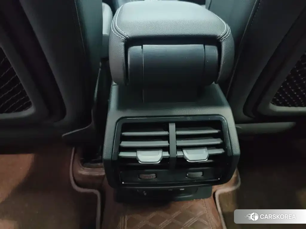 Audi Q3 Sportback id 4539076 из Китая 25
