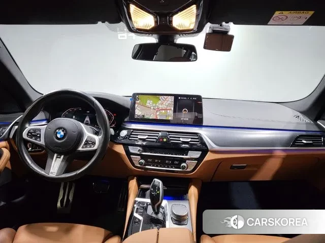 BMW 5 Series (G30) id 3410626 из Кореи 16