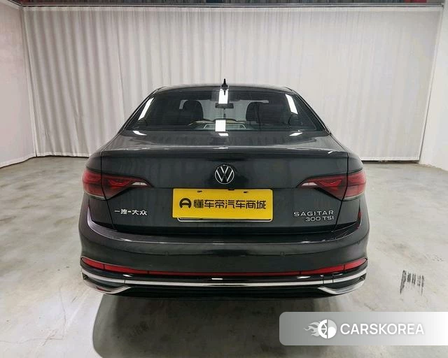 Volkswagen Sagitar id 4333443 из Китая 17
