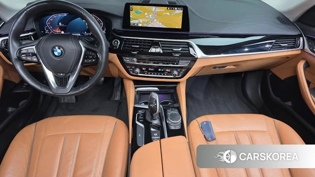 BMW 5 Series (G30) id 4573864 из Кореи 17