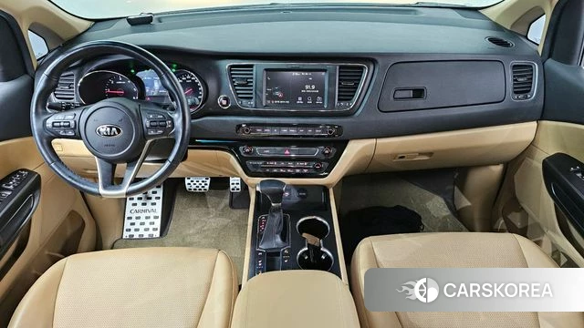 Kia The New Carnival id 3885737 из Кореи 17