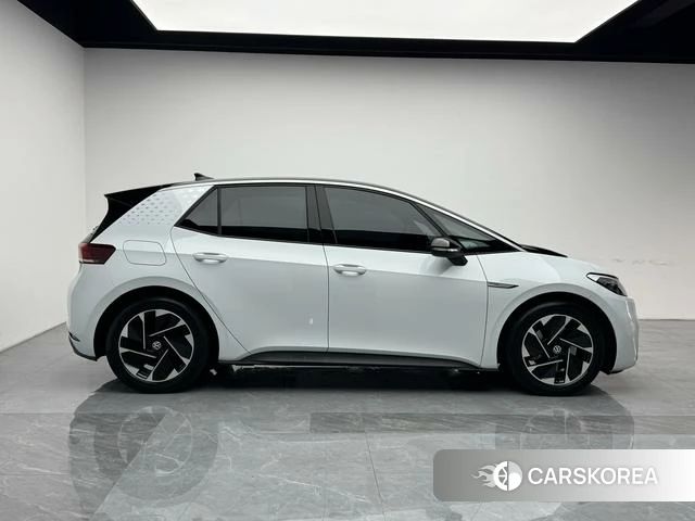 Volkswagen ID.3 id 4341791 из Китая 17