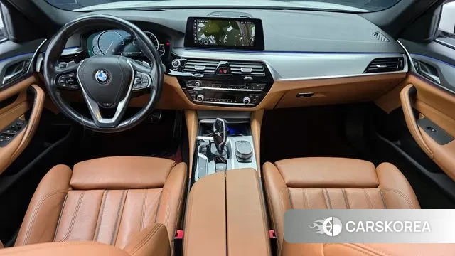 BMW 5 Series (G30) id 3703991 из Кореи 17