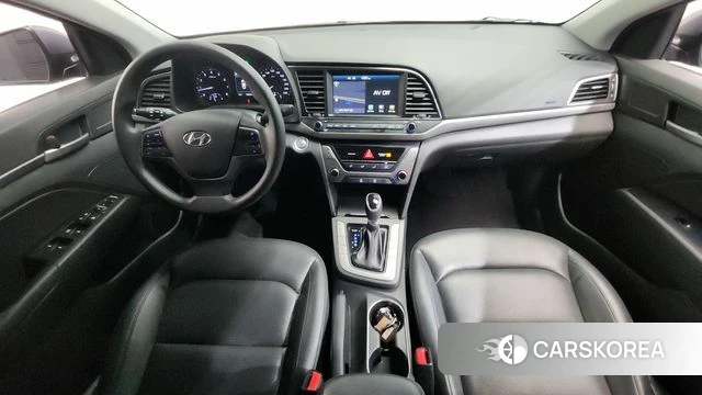 Hyundai Avante AD id 3894080 из Кореи 18