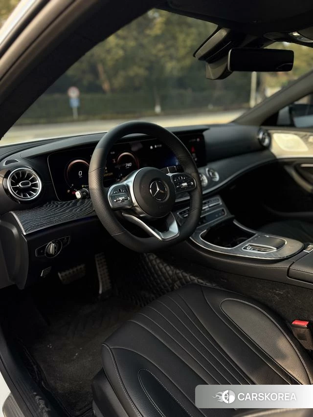 Mercedes-Benz CLS id 4290904 из Китая 13