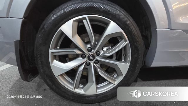 Audi e-Tron id 4513140 из Кореи 14