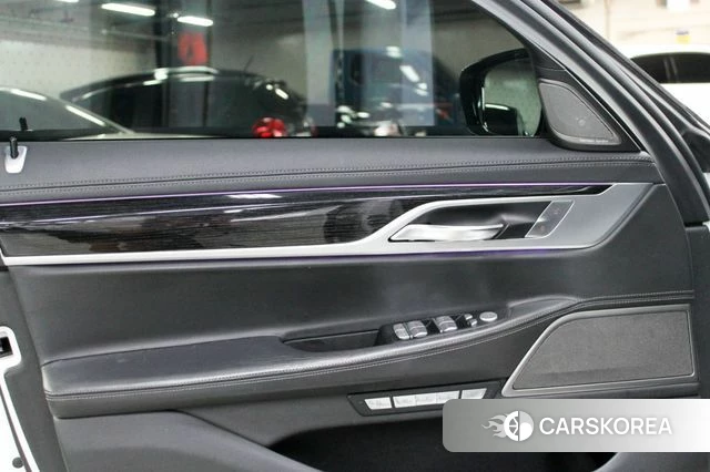 BMW 7 Series (G11) id 4610530 из Кореи 17