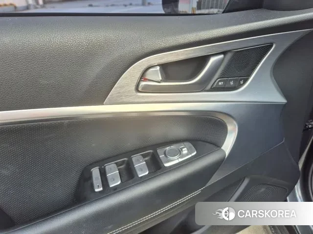 Genesis G70 id 3284825 из Кореи 16