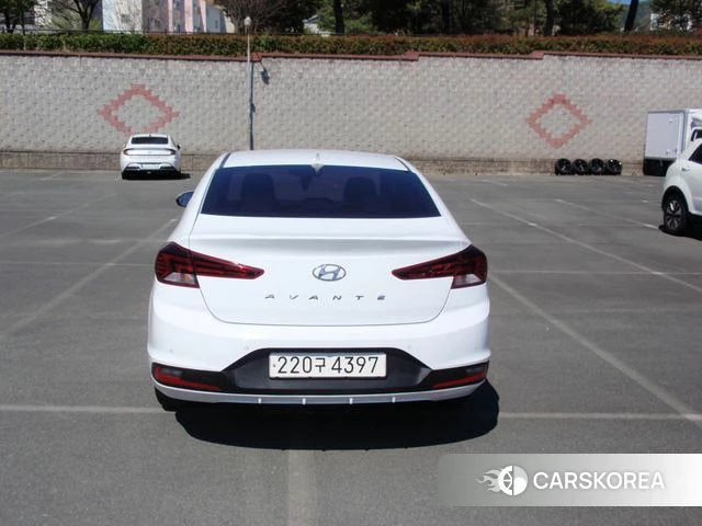 Hyundai The New Avante AD id 3905478 из Кореи 17