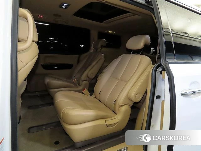 Kia The New Carnival id 4672329 из Кореи 17