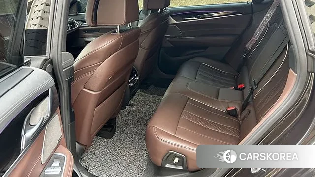 BMW 6 Series GT (G32) id 3599943 из Кореи 17