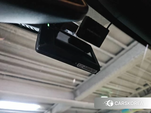 BMW 5 Series (G30) id 3852439 из Кореи 10