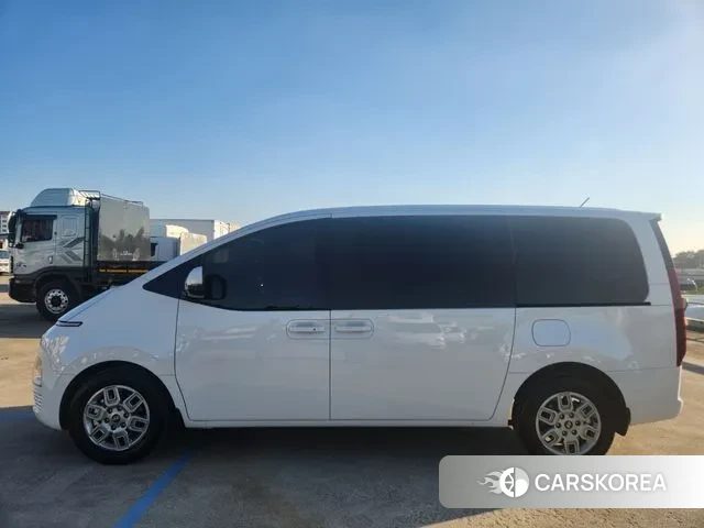 Hyundai Staria id 3365285 из Кореи 15
