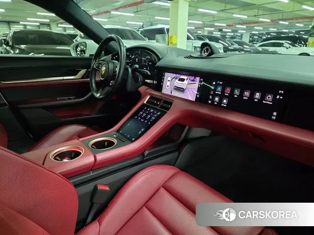 Porsche Taycan id 3551567 из Кореи 17