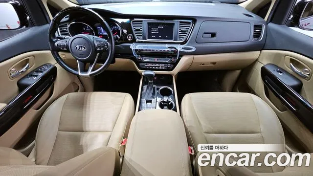 Kia The New Carnival id 2839597 из Кореи 17