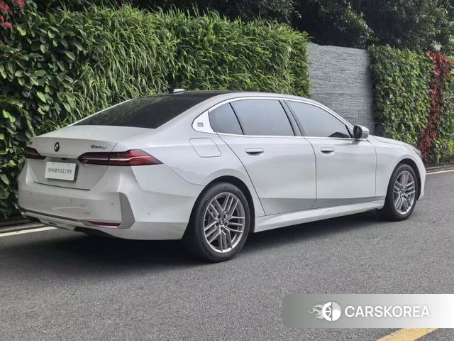 BMW 5 series id 4265580 из Китая 17