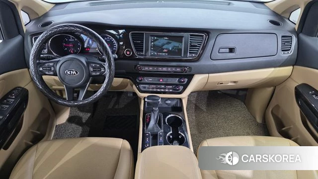 Kia The New Carnival id 4849720 из Кореи 32