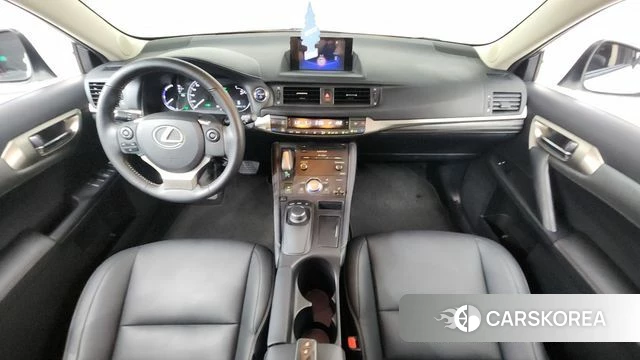 Lexus CT200h id 4615559 из Кореи 31