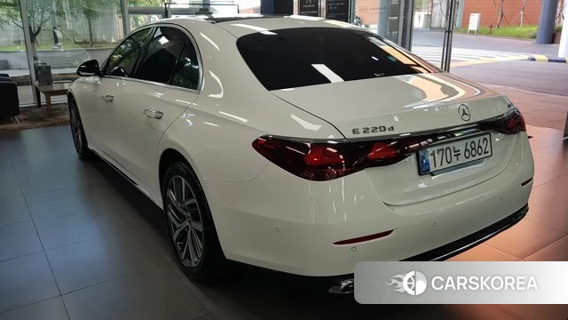 Mercedes-Benz E-Class W214 id 4778277 из Кореи 17