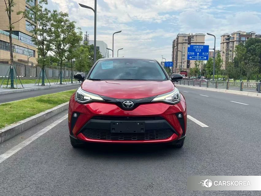 Toyota C-HR id 4510542 из Китая 7