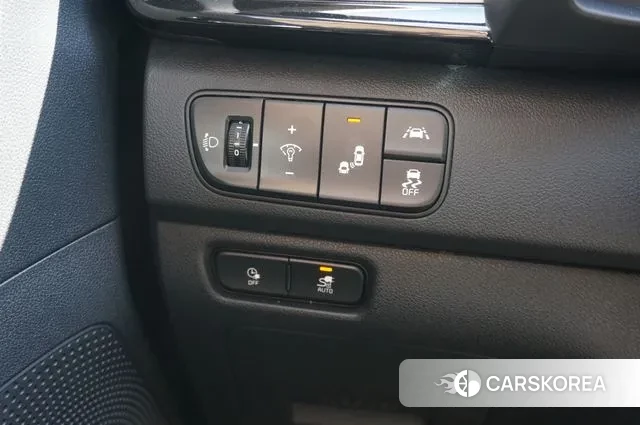 Kia Niro EV id 3085337 из Кореи 17