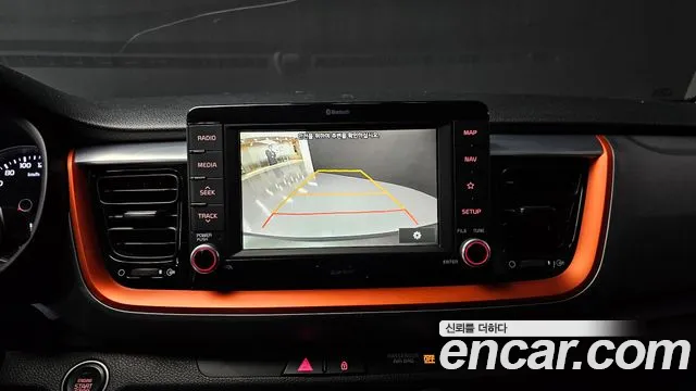 Kia Stonic id 2572429 из Кореи 17