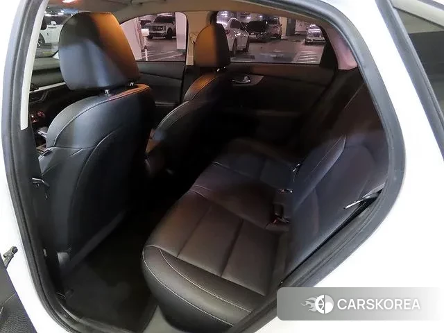 Kia Come New K3 id 3522939 из Кореи 15