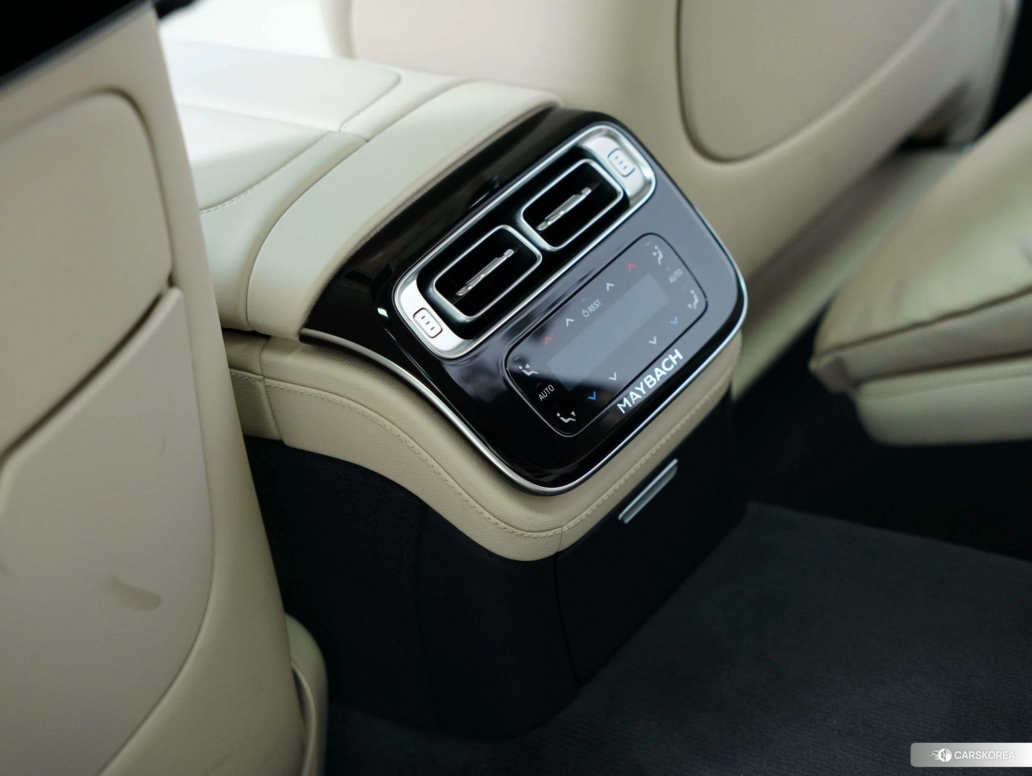 Mercedes-Benz Maybach S-class id 4512386 из Китая 47