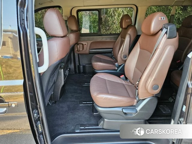 Hyundai The New Grand Starex id 3820982 из Кореи 17