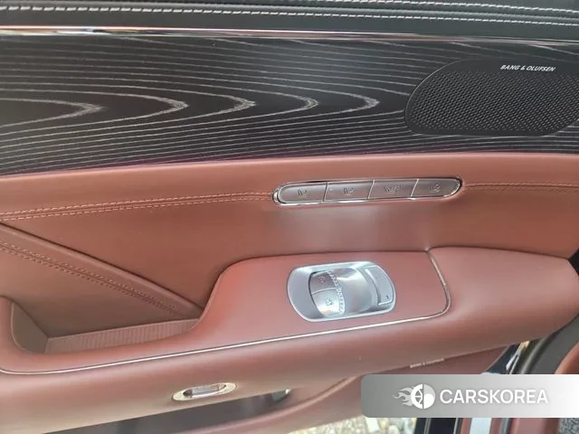 Genesis G90 (RS4) id 3752190 из Кореи 14