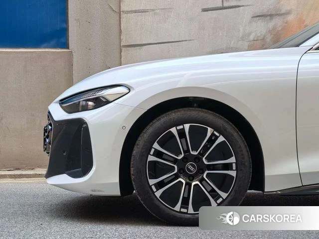 Audi A5L Sportback id 4290401 из Китая 13