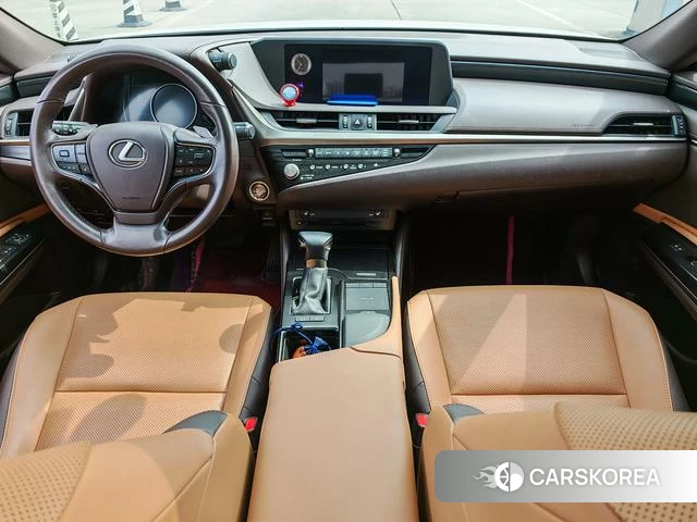 Lexus ES id 4234787 из Китая 7