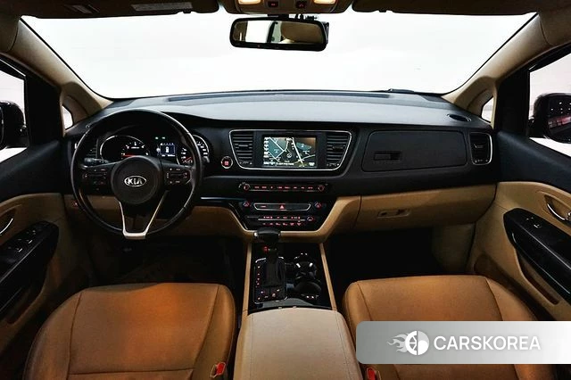 Kia All New Carnival id 4620638 из Кореи 17