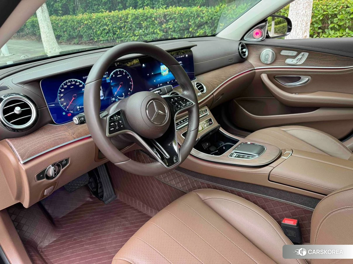 Mercedes-Benz E-Class id 4454308 из Китая 15