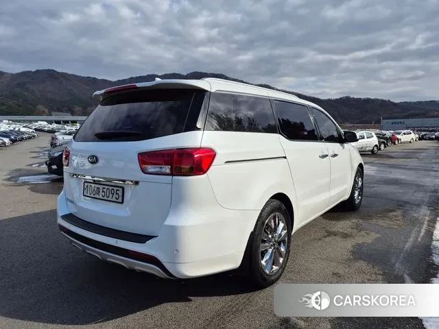 Kia All New Carnival id 3451606 из Кореи 13