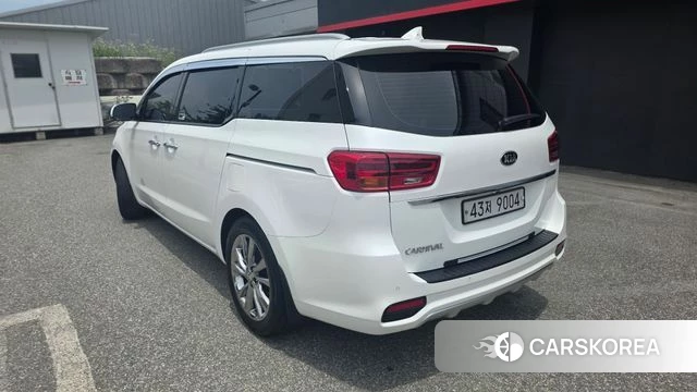 Kia The New Carnival id 4551669 из Кореи 17