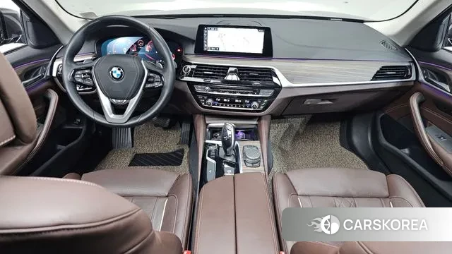 BMW 5 Series (G30) id 2981495 из Кореи 17