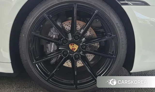 Porsche 911(992) id 3316364 из Кореи 15