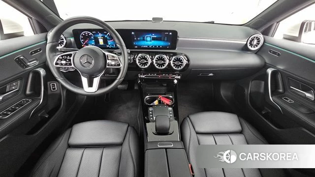 Mercedes-Benz A-Class W177 id 4524696 из Кореи 29