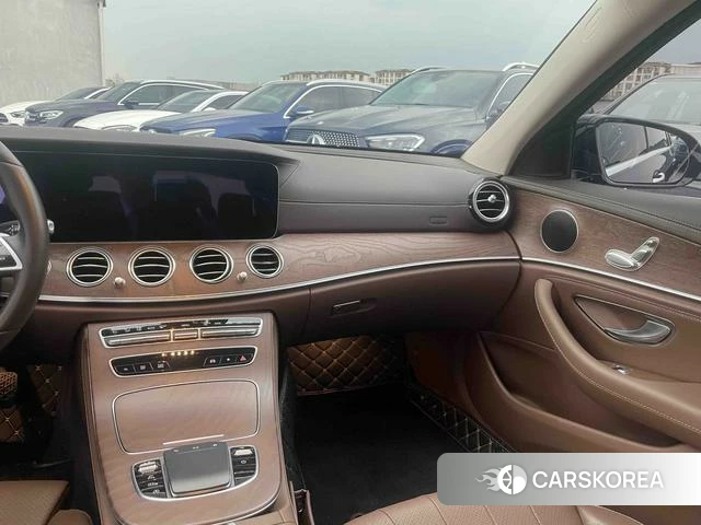 Mercedes-Benz E-class id 4277354 из Китая 9