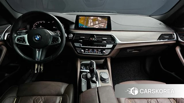 BMW 5 Series (G30) id 3844081 из Кореи 17