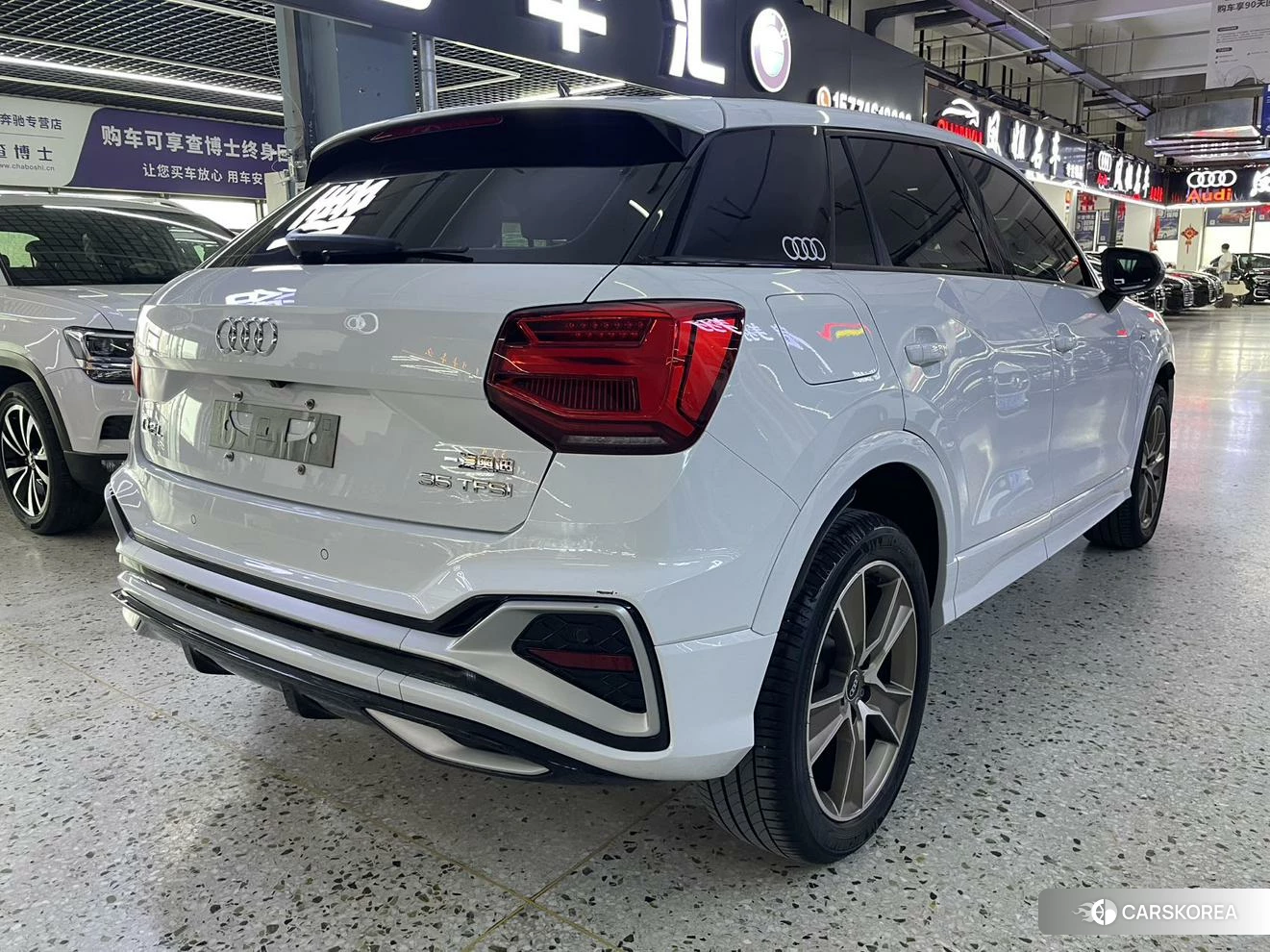 Audi Q2L id 4473291 из Китая 20